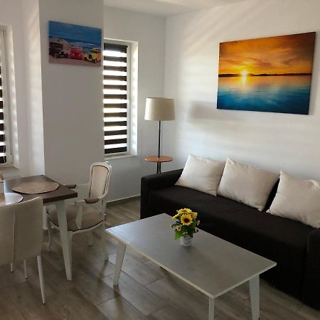 Lotus Northsea Apartment Mamaia Exteriör bild
